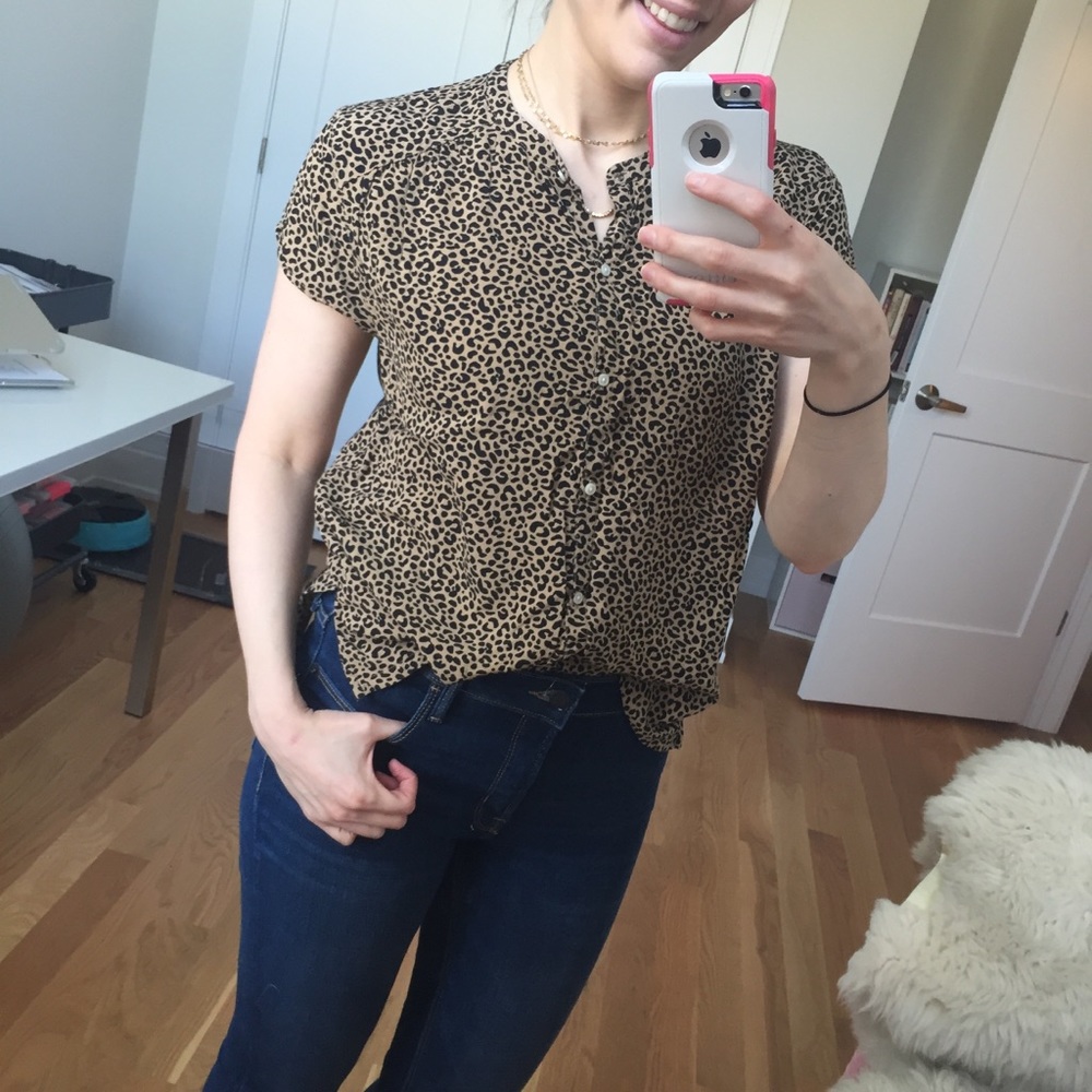 Old Navy Leopard Print Button-Up Top - Picture 2 of 13